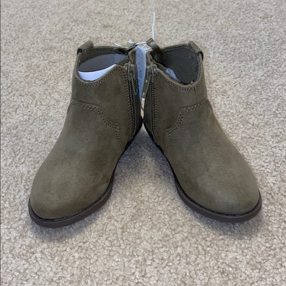 Ankle boots